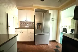 243 Deerfield Rd, Cranston, RI 02920 - Photo 10