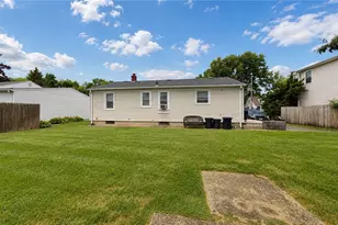 36 Rosemont Ave, Johnston, RI 02919 - Photo 28
