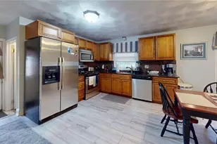 36 Rosemont Ave, Johnston, RI 02919 - Photo 2