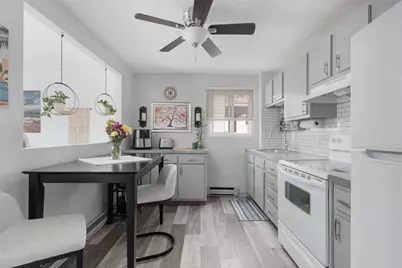 110 Pilgrim Parkway #6, Warwick, RI 02888 - Photo 6