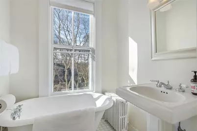 100 Coggeshall Avenue, Newport, RI 02840 - Photo 30