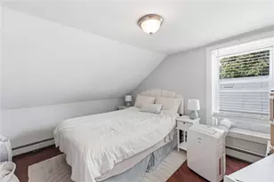 19 Howard St, Newport, RI 02840 - Photo 8