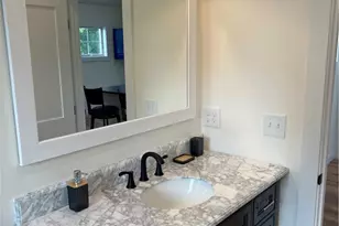21 Murphy Circle Circle, Middletown, RI 02842 - Photo 12