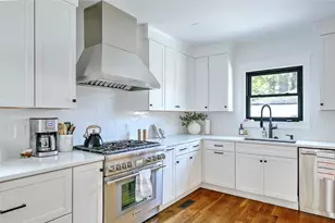 310 Elmgrove Ave, Providence, RI 02906 - Photo 14