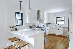 310 Elmgrove Ave, Providence, RI 02906 - Photo 12