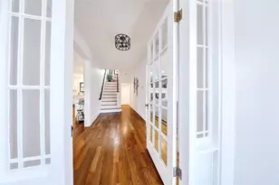 310 Elmgrove Ave, Providence, RI 02906 - Photo 4