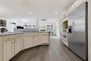 10 Di Fazio Dr, Johnston, RI 02919 - Photo 10