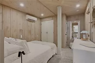 14 Barney St, Newport, RI 02840 - Photo 28