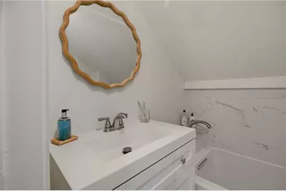 14 Barney Street, Newport, RI 02840 - Photo 22
