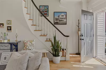 14 Barney Street, Newport, RI 02840 - Photo 2
