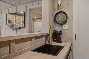 14 Barney St, Newport, RI 02840 - Photo 26