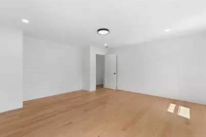 95 W Main Road, Portsmouth, RI 02871 - Photo 30