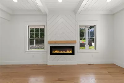 95 W Main Road, Portsmouth, RI 02871 - Photo 4
