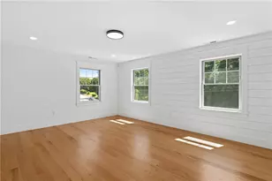 95 W Main Rd, Portsmouth, RI 02871 - Photo 32