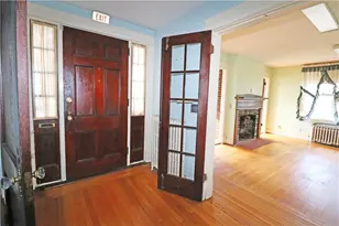 283 W Main Rd, Middletown, RI 02842 - Photo 10