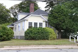 283 W Main Rd, Middletown, RI 02842 - Photo 1