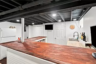 215 Simmonsville Ave, Johnston, RI 02919 - Photo 34