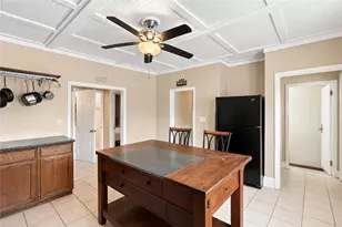 215 Simmonsville Ave, Johnston, RI 02919 - Photo 6