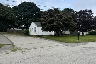 760 Strawberry Field Rd, Warwick, RI 02886 - Photo 14