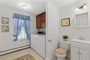 46 Middle Rd, East Greenwich, RI 02818 - Photo 16