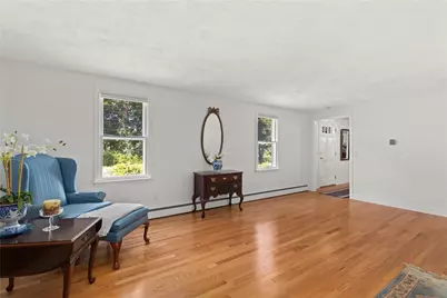 46 Middle Road, East Greenwich, RI 02818 - Photo 4