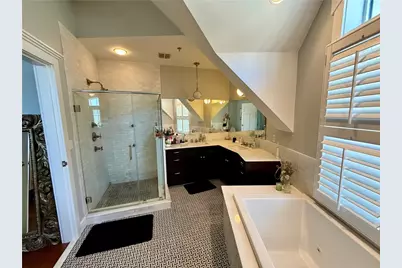 1000 Chapel View Boulevard #311, Cranston, RI 02920 - Photo 18