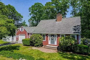 3 Sundale Rd, Cranston, RI 02921 - Photo 2