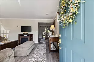 735 Willett Ave, East Providence, RI 02915 - Photo 2