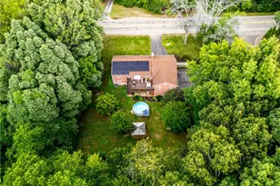 136 Jenckes Hill Rd, Lincoln, RI 02865 - Photo 4