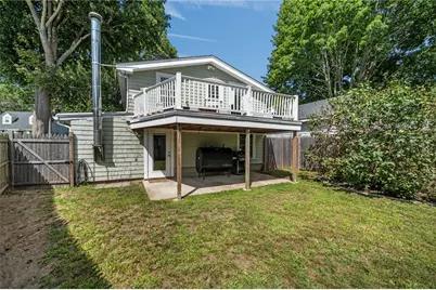 225 Waldron Avenue, North Kingstown, RI 02852 - Photo 10