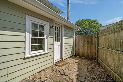 225 Waldron Avenue, North Kingstown, RI 02852 - Photo 8