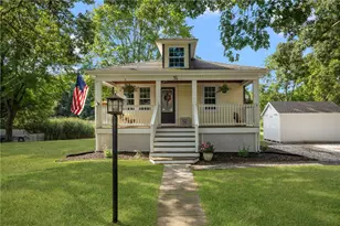 34 Wuddall Ave, Warwick, RI 02889 - Photo 1
