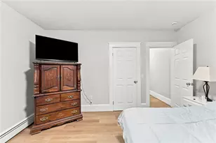 47 Friendly Rd, Cranston, RI 02910 - Photo 14