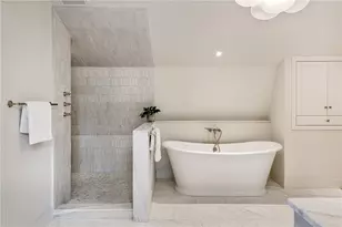 119 Spring St, Newport, RI 02840 - Photo 40