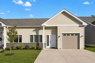 46 W Vly Cir, West Warwick, RI 02893 - Photo 1