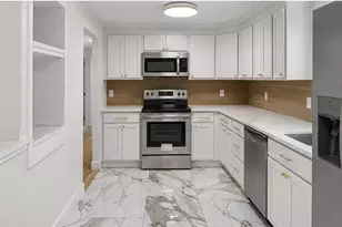 61 Cactus St, Warwick, RI 02886 - Photo 6