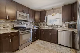 5 Beejay Ct, Warren, RI 02885 - Photo 6