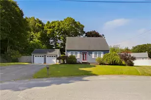 5 Beejay Ct, Warren, RI 02885 - Photo 2