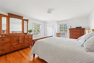 10 Cherry Ln, Barrington, RI 02806 - Photo 14
