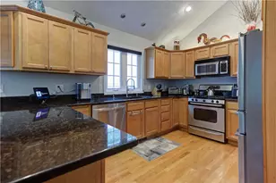 1421 Douglas Ave, North Providence, RI 02904 - Photo 14