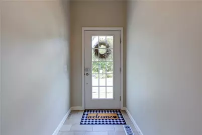 1421 Douglas Avenue #L, North Providence, RI 02904 - Photo 4