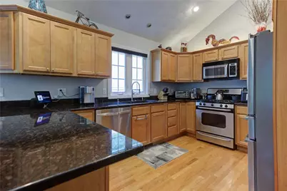 1421 Douglas Avenue #L, North Providence, RI 02904 - Photo 14