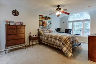 1421 Douglas Ave, North Providence, RI 02904 - Photo 18