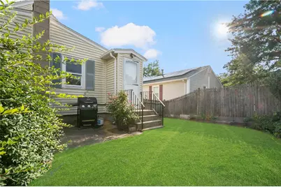 135 Sandringham Avenue, Providence, RI 02908 - Photo 28