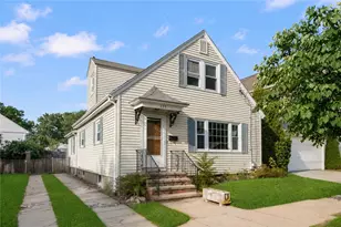 135 Sandringham Ave, Providence, RI 02908 - Photo 2