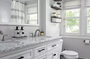 23 Woodcrest Dr, Johnston, RI 02919 - Photo 18