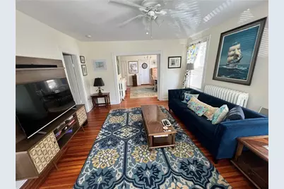 28 Calvert Street #1, Newport, RI 02840 - Photo 2