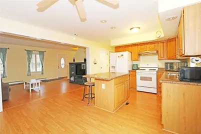 359 Main Road, Tiverton, RI 02878 - Photo 12