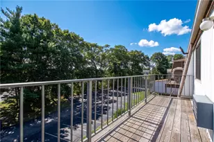 752 Quaker Ln, Warwick, RI 02818 - Photo 12
