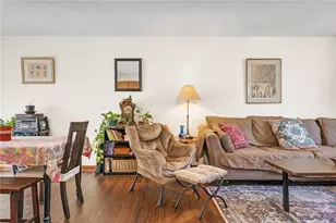 8 Bratt Ln, West Warwick, RI 02893 - Photo 24